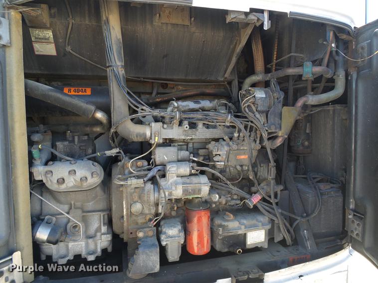 image for item DD5886 2006 Utility VS2RA 3000R refrigerated van trailer