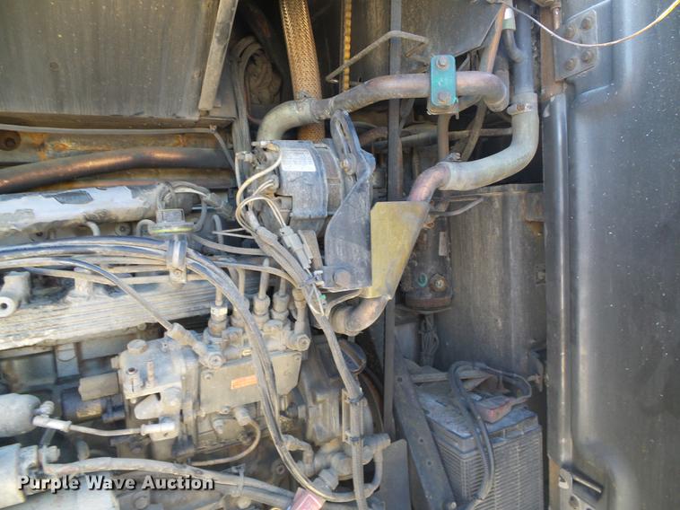 image for item DD5886 2006 Utility VS2RA 3000R refrigerated van trailer