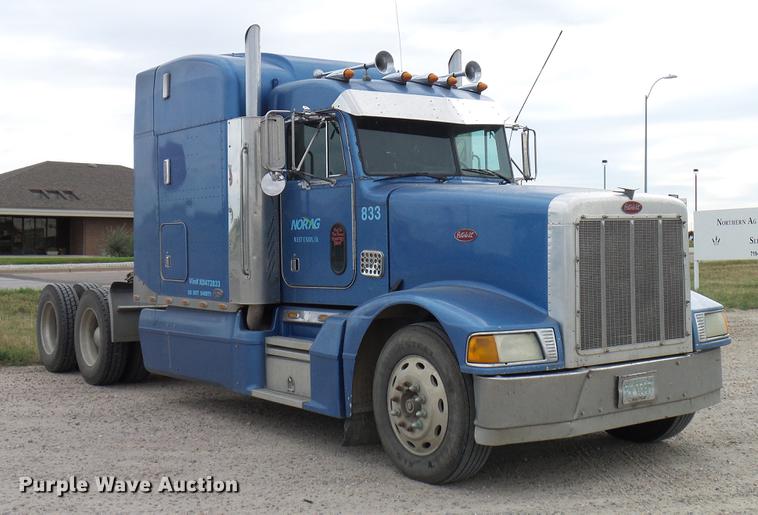 image for item DD5929 1999 Peterbilt 377 semi truck