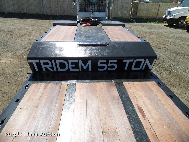 image for item DD5946 2002 Landoll tilt deck equipment trailer