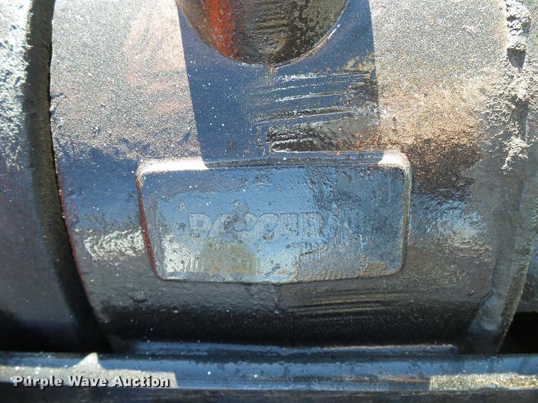 image for item DD5946 2002 Landoll tilt deck equipment trailer