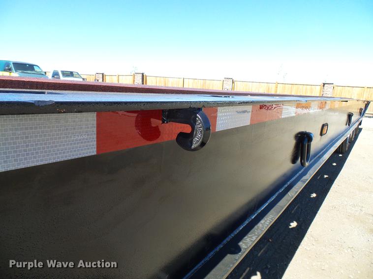 image for item DD5946 2002 Landoll tilt deck equipment trailer