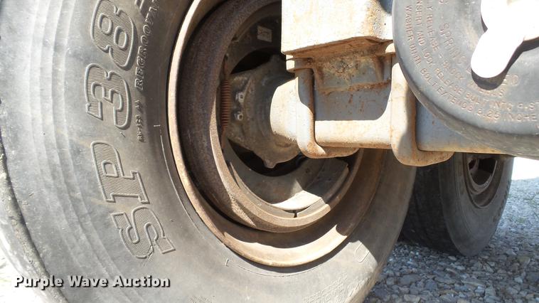 image for item DE4835 1979 Fruehauf end dump trailer