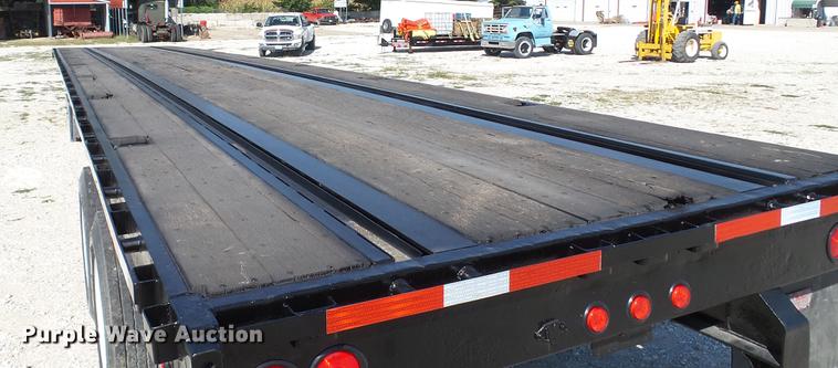 image for item DE4836 1999 Great Dane flatbed trailer