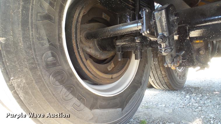 image for item DE4836 1999 Great Dane flatbed trailer