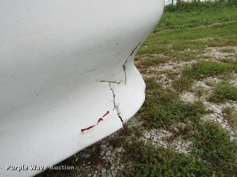 image for item DE5258 1999 Volvo VN semi truck