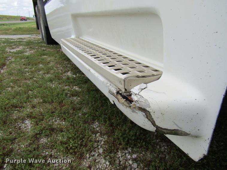 image for item DE5258 1999 Volvo VN semi truck