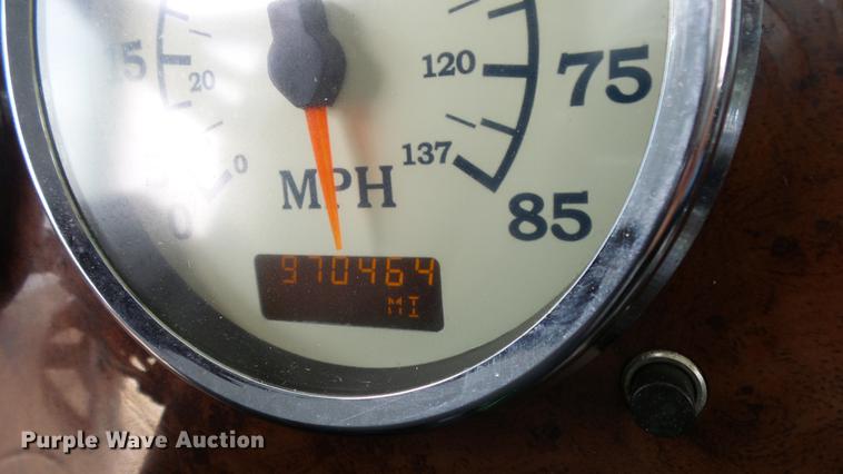 image for item DE7235 2007 International 9400i semi truck