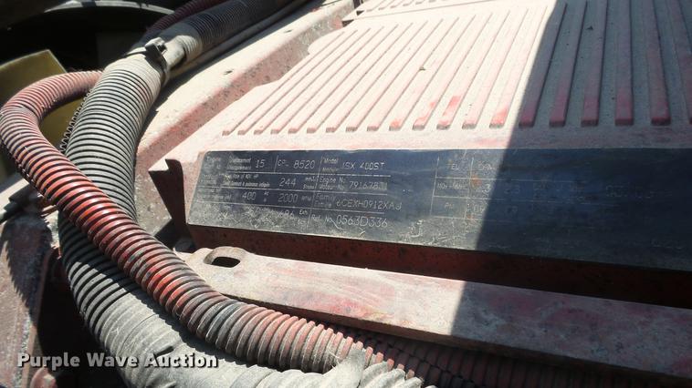 image for item DE7235 2007 International 9400i semi truck