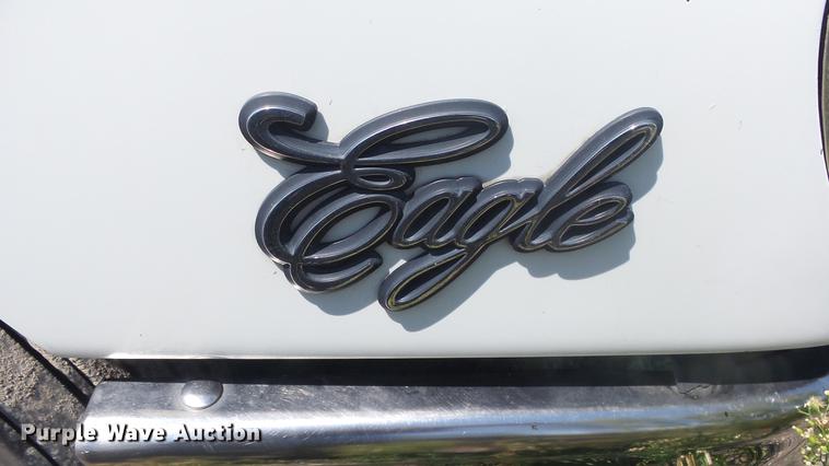 image for item DE7235 2007 International 9400i semi truck