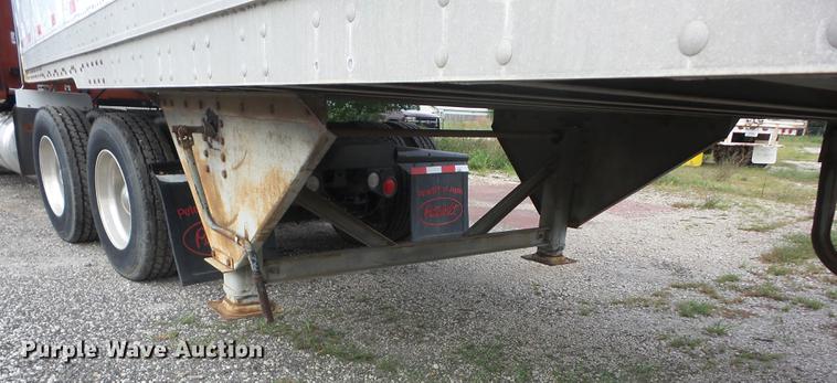 image for item DF1250 1998 Hyundai VI2530152JSR dry van trailer