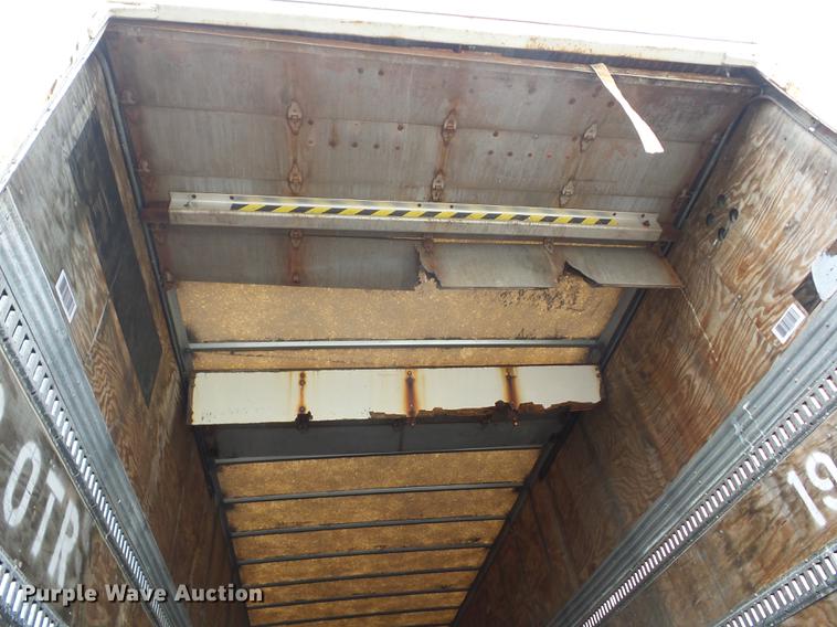 image for item DF1250 1998 Hyundai VI2530152JSR dry van trailer