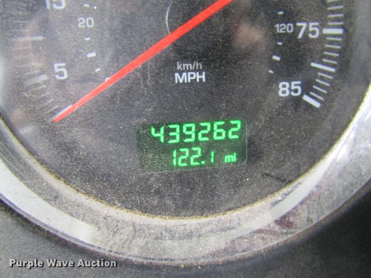 image for item DF3861 2007 Kenworth T600 semi truck