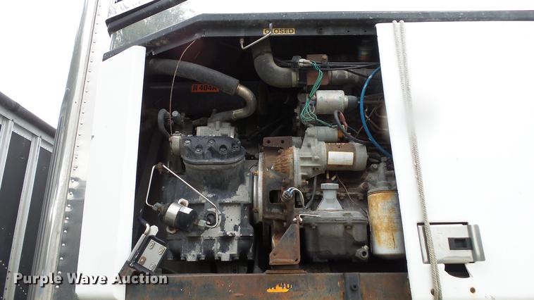 image for item DF4346 2000 Great Dane refrigerated van trailer