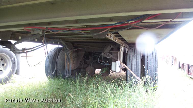 image for item DF4346 2000 Great Dane refrigerated van trailer