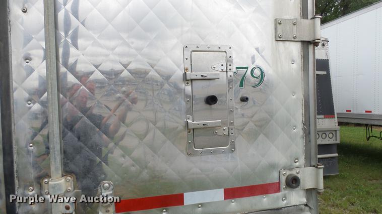 image for item DF4346 2000 Great Dane refrigerated van trailer