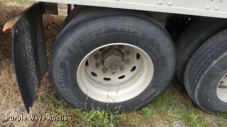 image for item DF4346 2000 Great Dane refrigerated van trailer