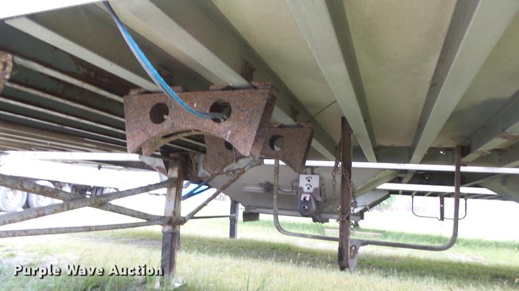 image for item DF4346 2000 Great Dane refrigerated van trailer