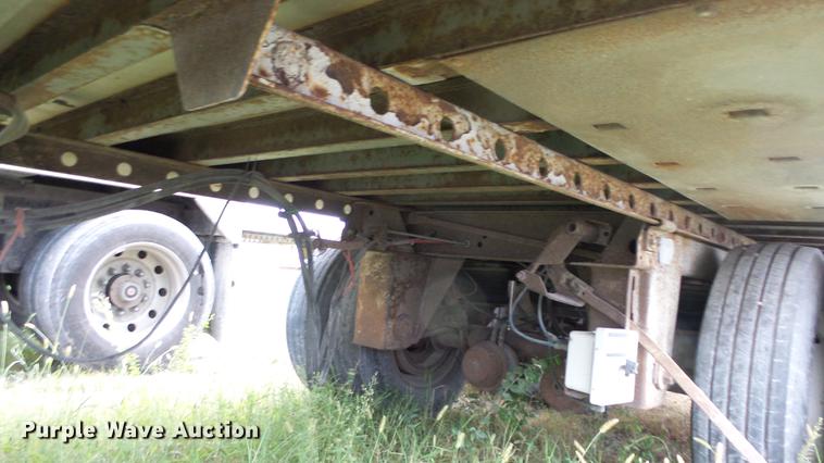 image for item DF4346 2000 Great Dane refrigerated van trailer