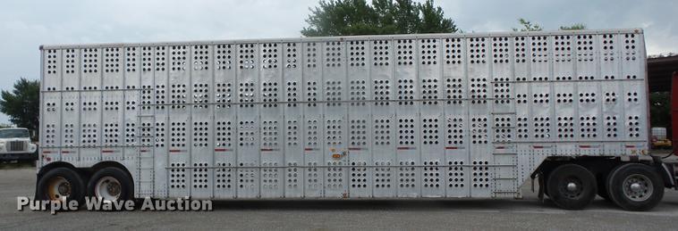 image for item EI9905 1986 Merritt livestock trailer