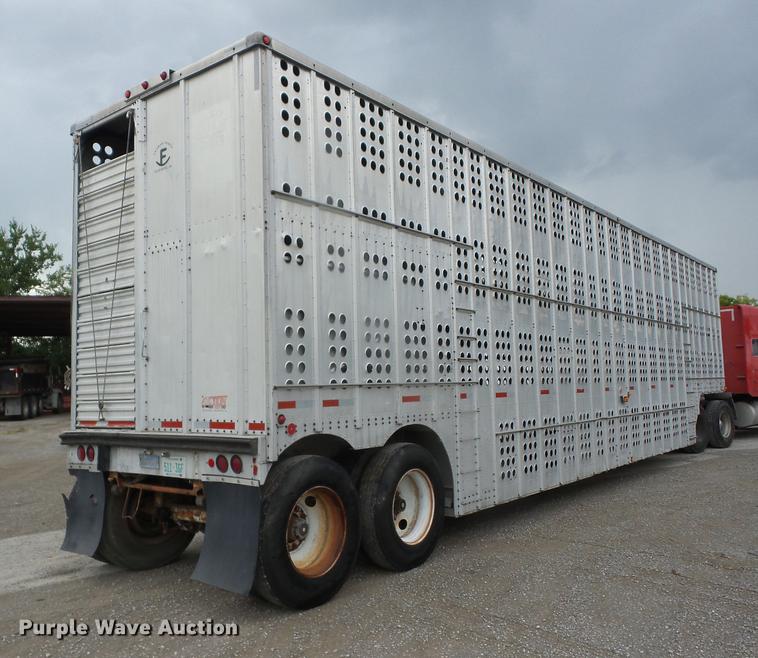image for item EI9905 1986 Merritt livestock trailer