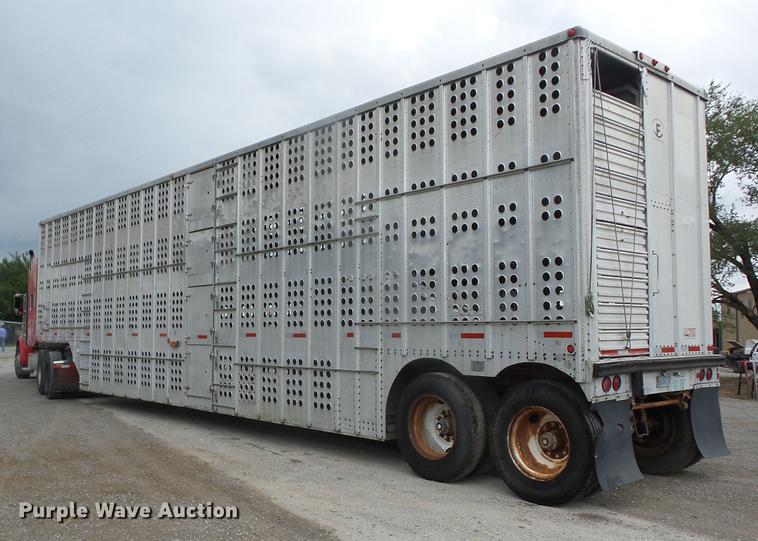 image for item EI9905 1986 Merritt livestock trailer