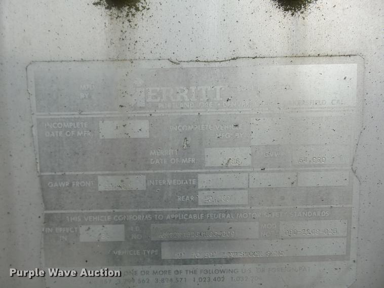 image for item EI9905 1986 Merritt livestock trailer