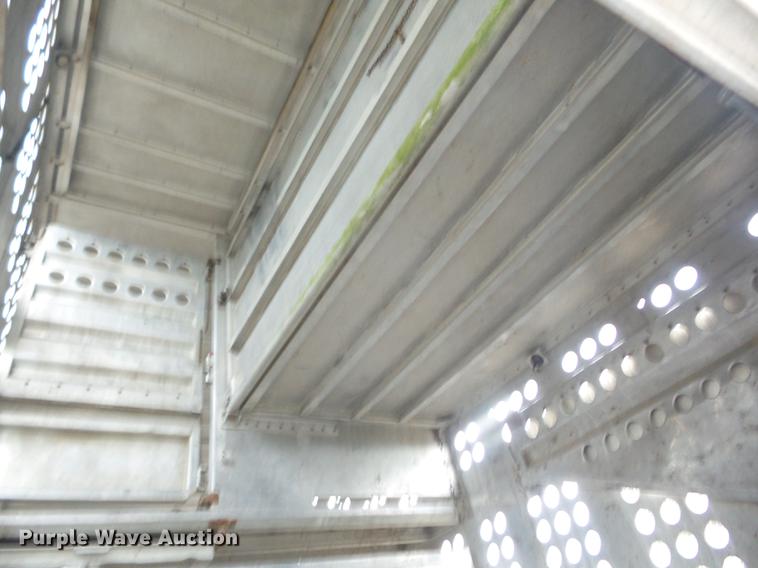 image for item EI9905 1986 Merritt livestock trailer