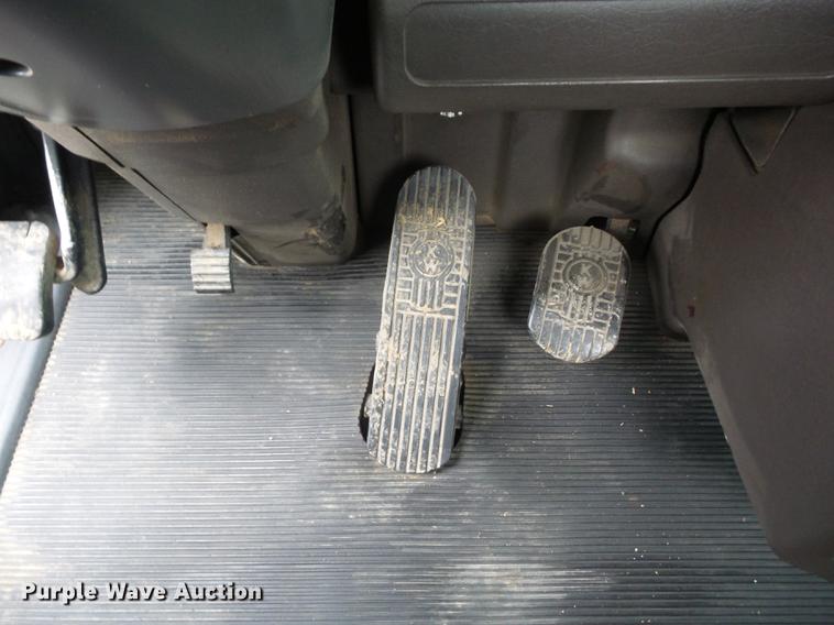 image for item EI9910 2007 Kenworth T800 semi truck