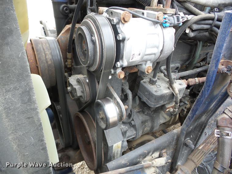 image for item EI9910 2007 Kenworth T800 semi truck