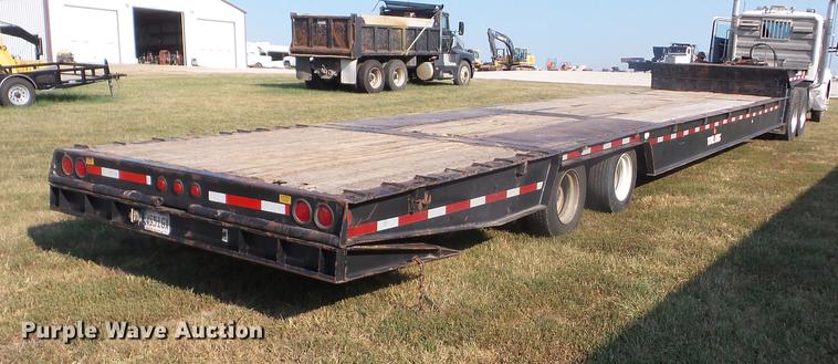 image for item EI9951 1990 Trail King TK70HTP-482 tilt deck equipment trailer
