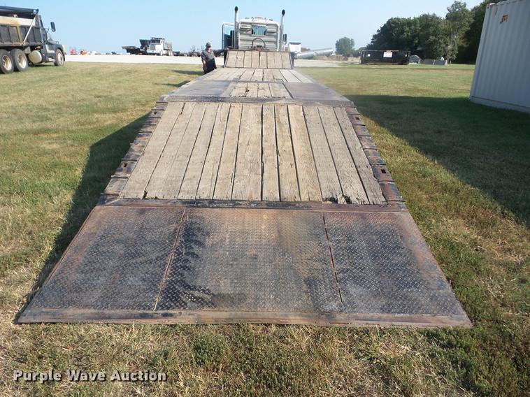 image for item EI9951 1990 Trail King TK70HTP-482 tilt deck equipment trailer