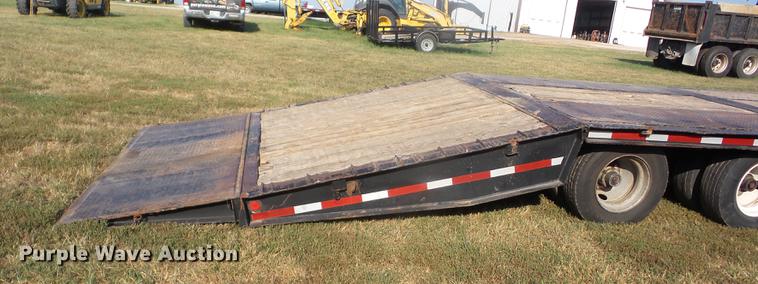 image for item EI9951 1990 Trail King TK70HTP-482 tilt deck equipment trailer