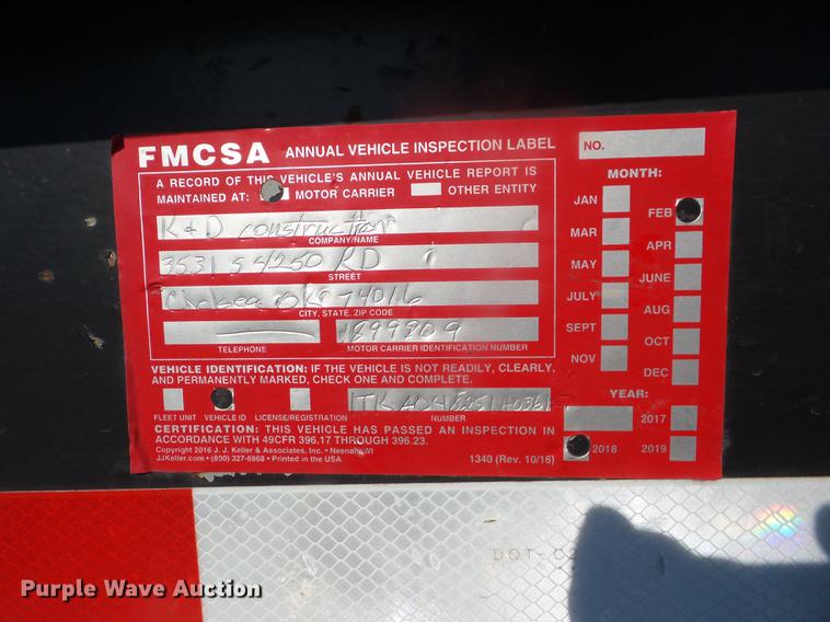 image for item EI9951 1990 Trail King TK70HTP-482 tilt deck equipment trailer