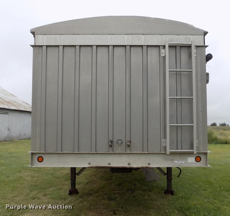 image for item ER9107 1994 Farris double hopper bottom grain trailer