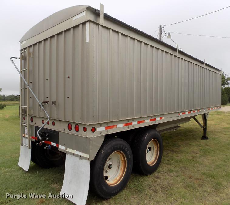 image for item ER9107 1994 Farris double hopper bottom grain trailer