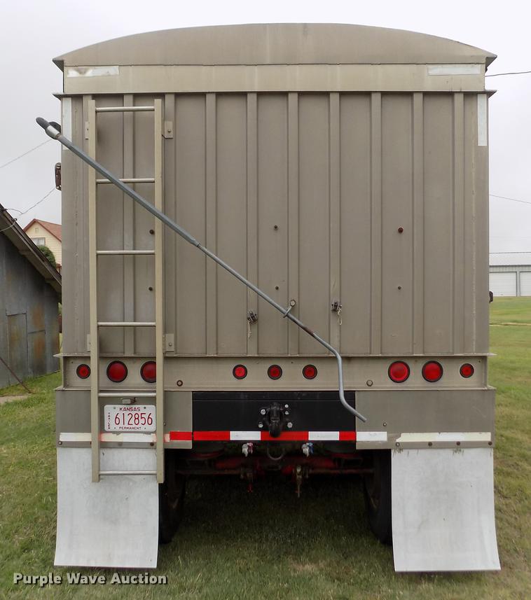 image for item ER9107 1994 Farris double hopper bottom grain trailer