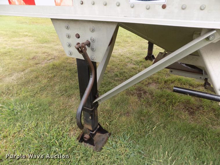 image for item ER9107 1994 Farris double hopper bottom grain trailer