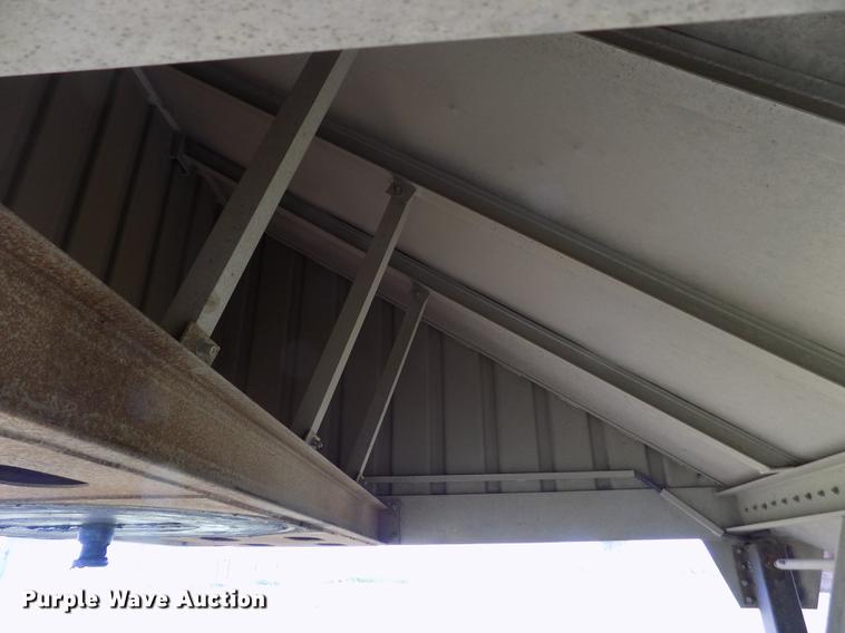 image for item ER9107 1994 Farris double hopper bottom grain trailer