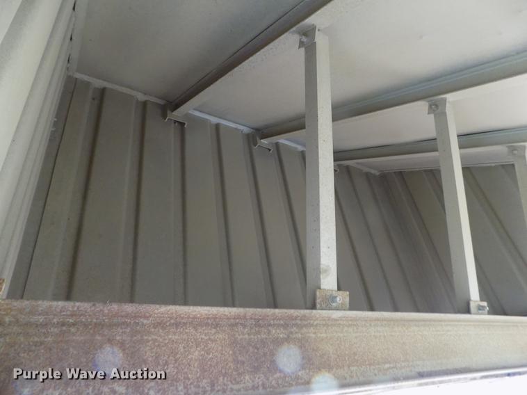 image for item ER9107 1994 Farris double hopper bottom grain trailer