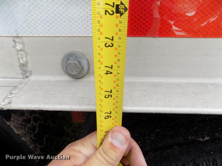 image for item ER9107 1994 Farris double hopper bottom grain trailer