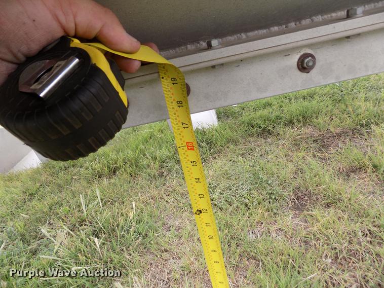 image for item ER9107 1994 Farris double hopper bottom grain trailer