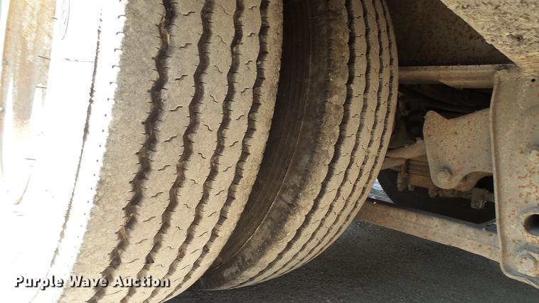 image for item EV9500 1985 Trail King 1948-1350 drop deck equipment trailer