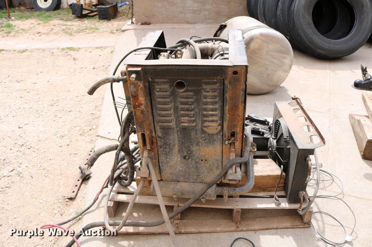 image for item EW9165 Thermo King auxiliary power unit