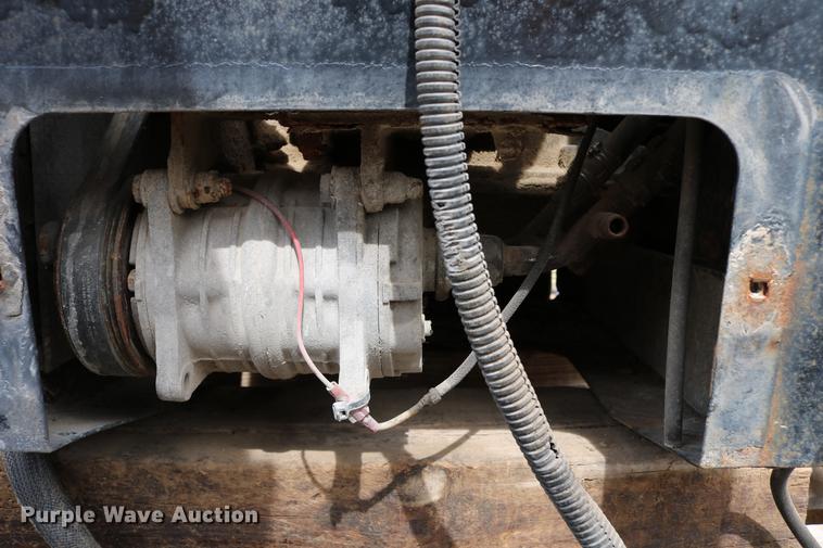 image for item EW9165 Thermo King auxiliary power unit