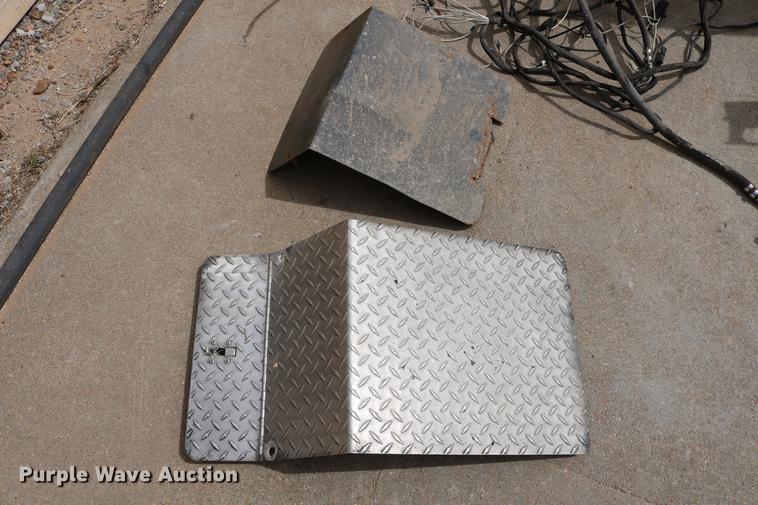 image for item EW9165 Thermo King auxiliary power unit