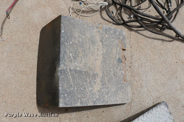 image for item EW9165 Thermo King auxiliary power unit