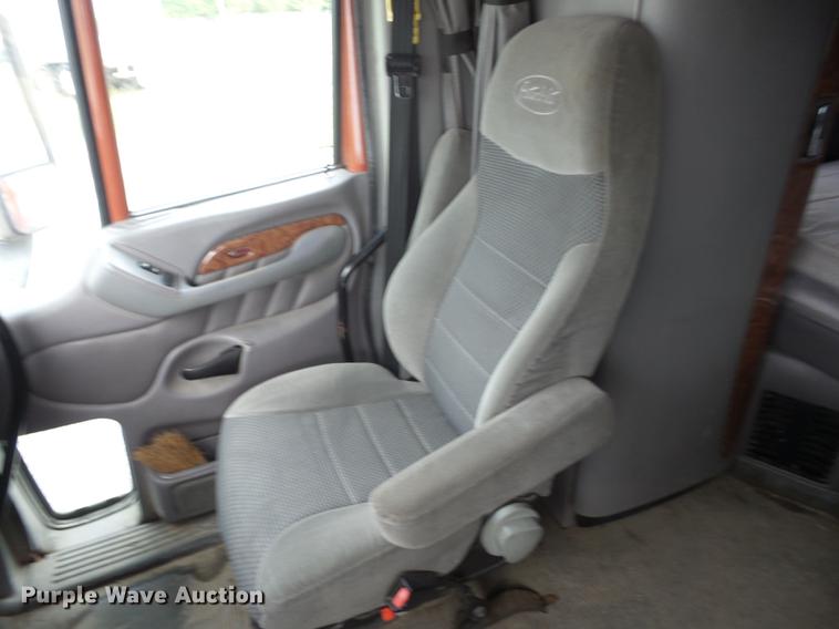 image for item K6249 2010 Peterbilt 387 semi truck