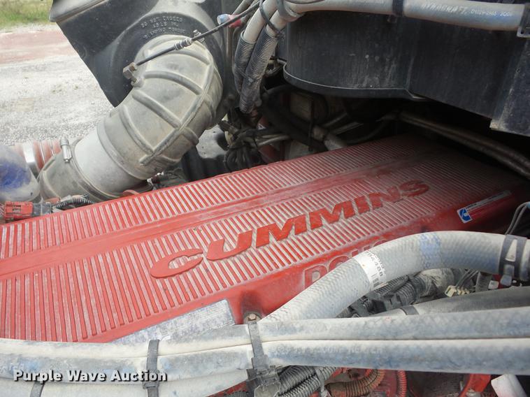 image for item K6249 2010 Peterbilt 387 semi truck