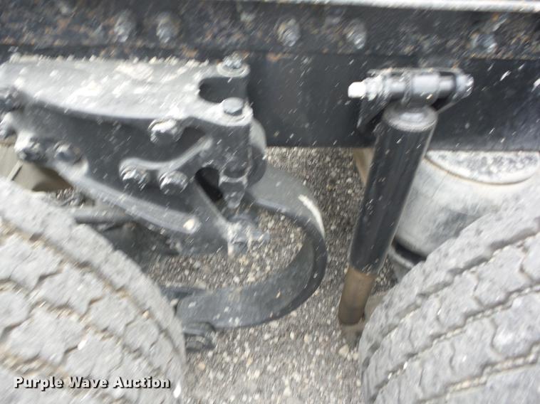 image for item K6249 2010 Peterbilt 387 semi truck